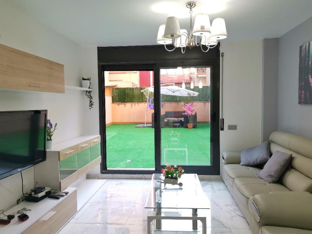 Apartament Duplex / Beach 3Min/ Bcn Center 10Min/Tren 2Min San Adrián de Besós Zewnętrze zdjęcie