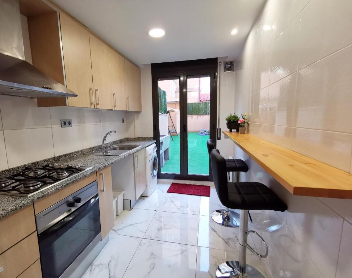 Apartament Duplex / Beach 3Min/ Bcn Center 10Min/Tren 2Min San Adrián de Besós Zewnętrze zdjęcie