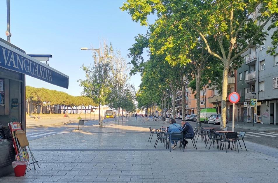 Apartament Duplex / Beach 3Min/ Bcn Center 10Min/Tren 2Min San Adrián de Besós Zewnętrze zdjęcie